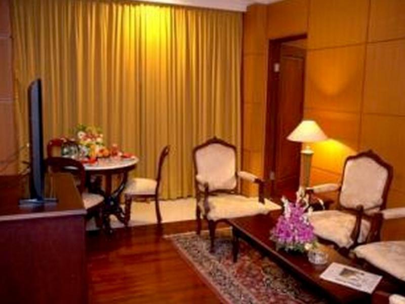 Bumi Senyiur Hotel Самаринда Экстерьер фото